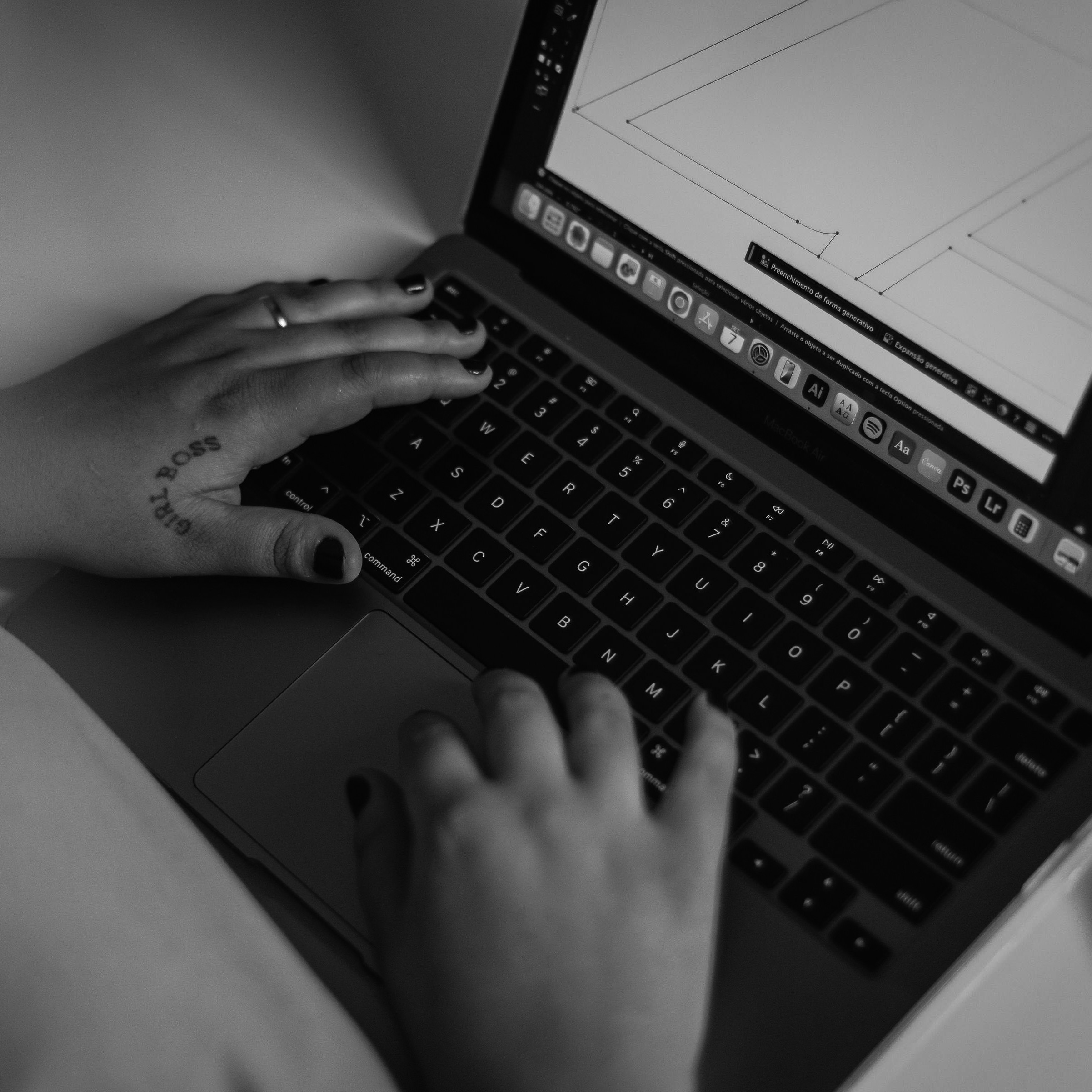 Solicite uma proposta  thumbnail