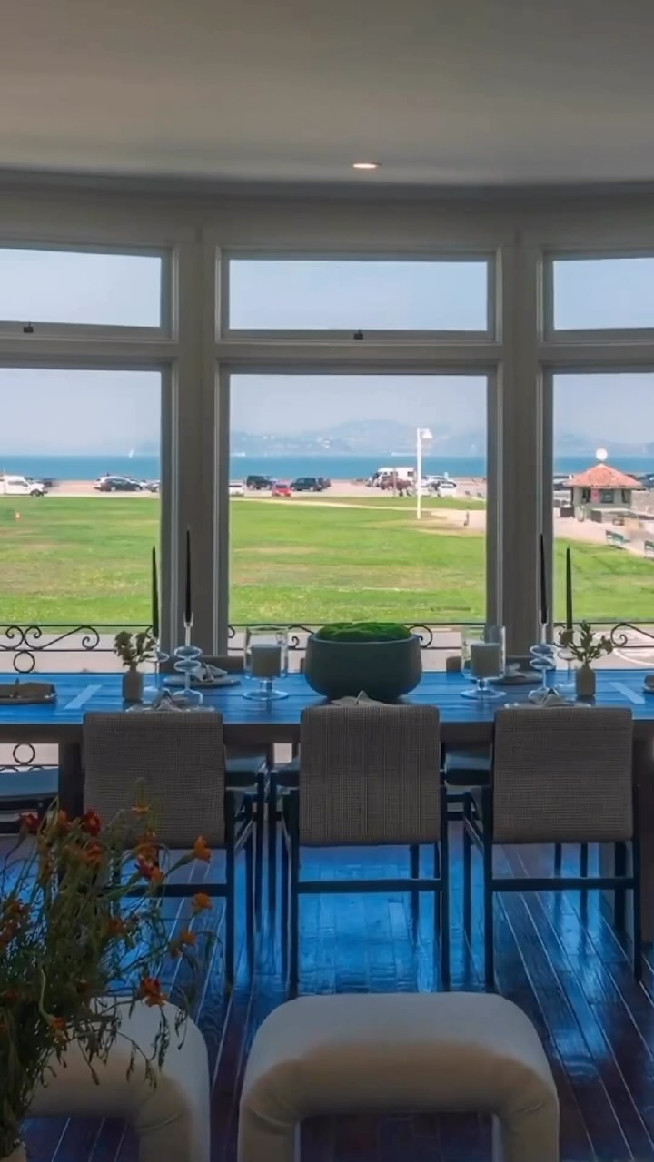 If you’ve ever been to #SanFrancisco I hope you made your way over to Marina Boulevard!

This incredibly unique and beau