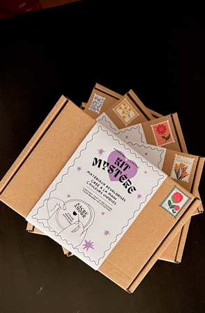 Kits de broderie thumbnail