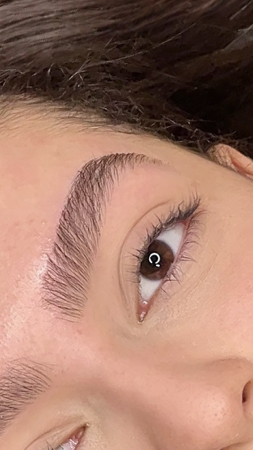 CLIQUE AQUI para agendar seu design de sobrancelhas personalizado. thumbnail