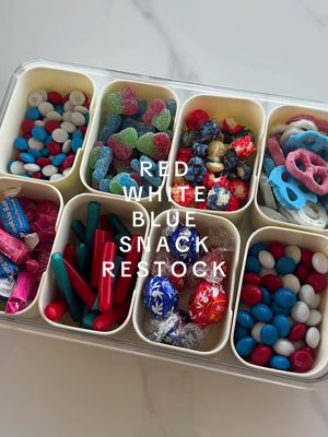 Let’s restock a red, white, blue snack tray!! 🇺🇸😋 I just loveee all these colors #restock#asmr#snackrestock#restocking#s