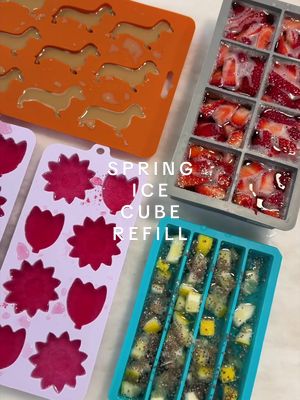 Let’s refill my spring ice cube trays!! ☀️🌷 These are gonna be sooo cute! #icerestock#asmr#icecubetray#restocking#satisf