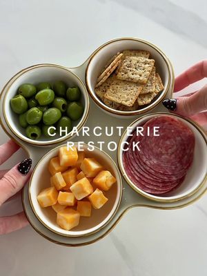 It’s officially hosting season! 🦃🍂 Let’s restock the perfect find for the holiday season!! #restocking#hosting#thanksgiv