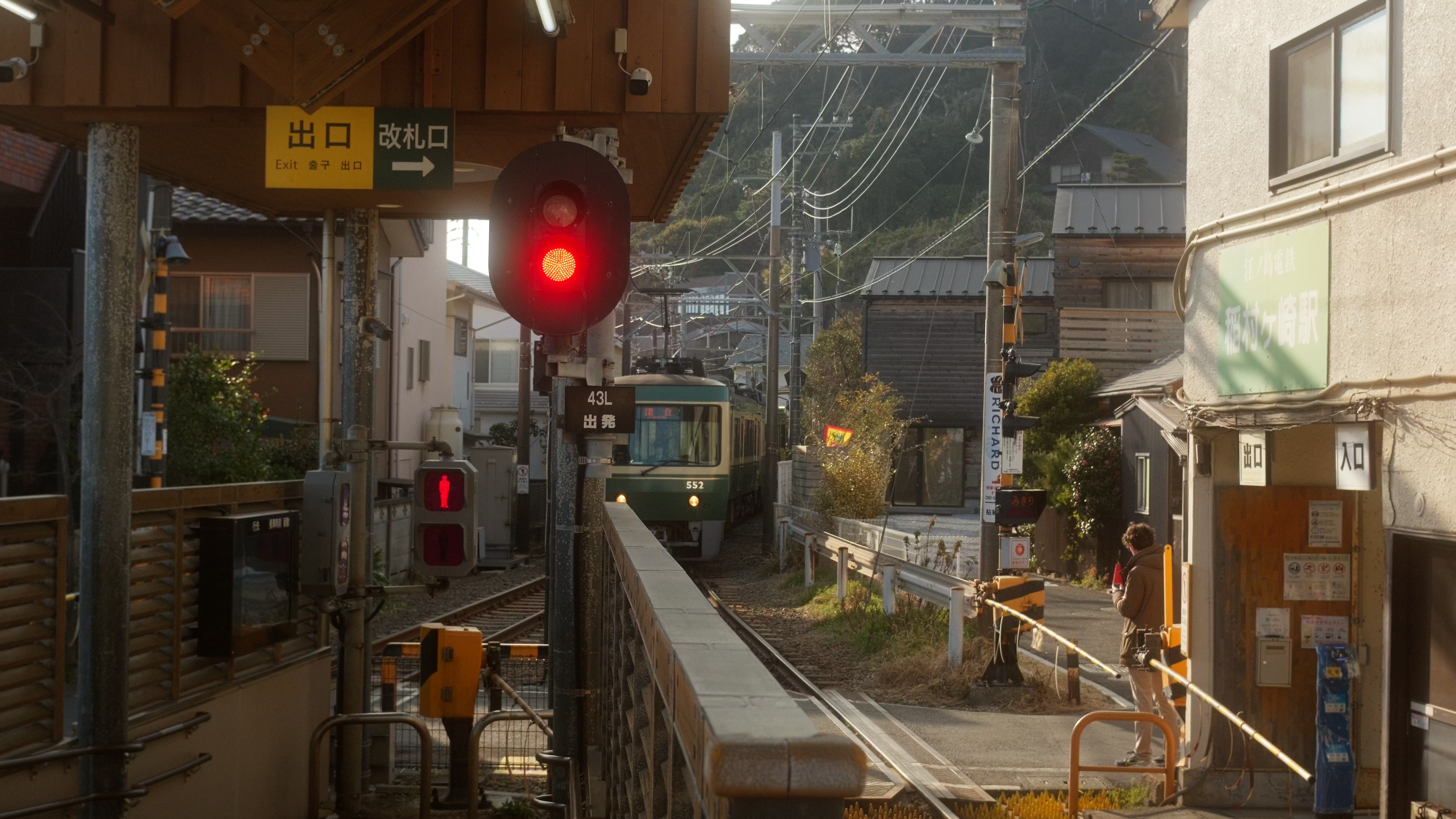 Visiting family in the quaint seaside town of Kamakura thumbnail