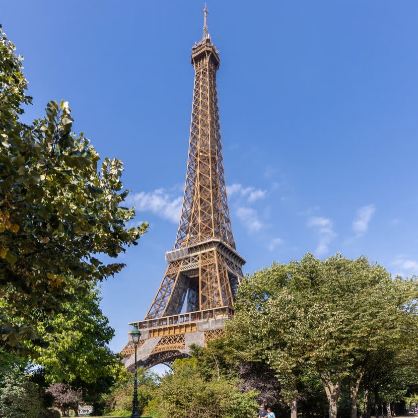 Paris: Eiffel Tower summit access  thumbnail
