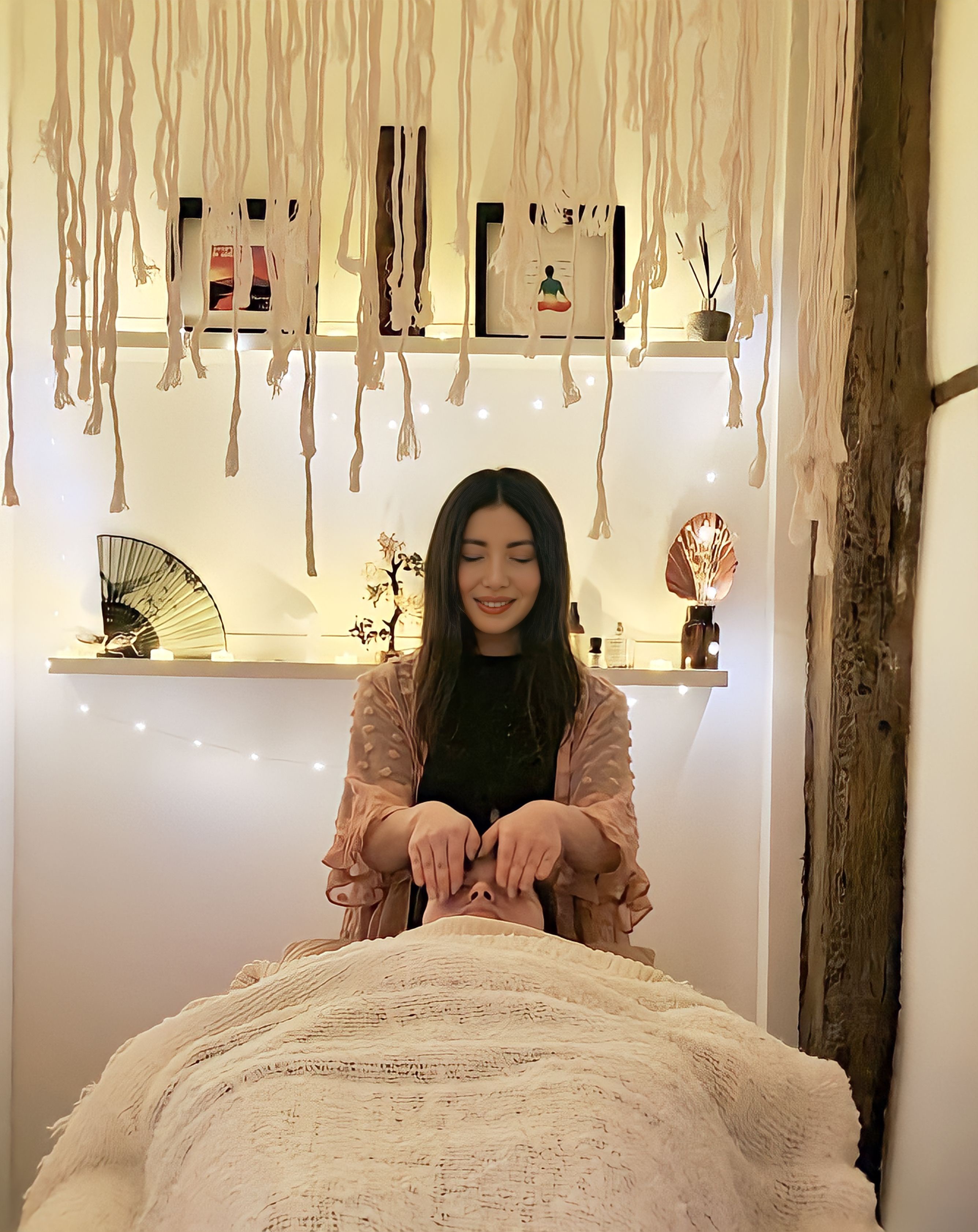 BOOK REIKI HEALING thumbnail