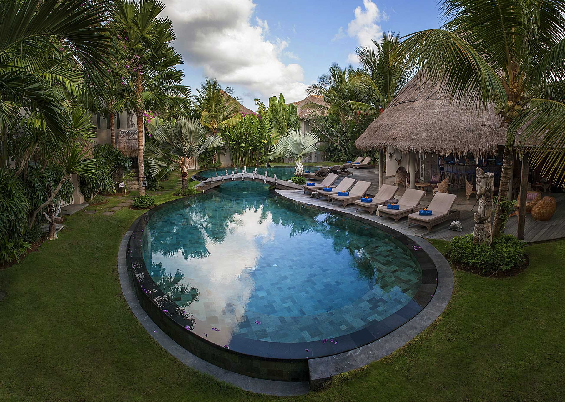 Blue Karma Seminyak - Balinese village soul (special rates) thumbnail