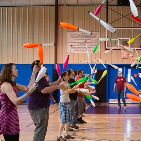 How Circus Skills Workshops Help Corporate Team Building thumbnail