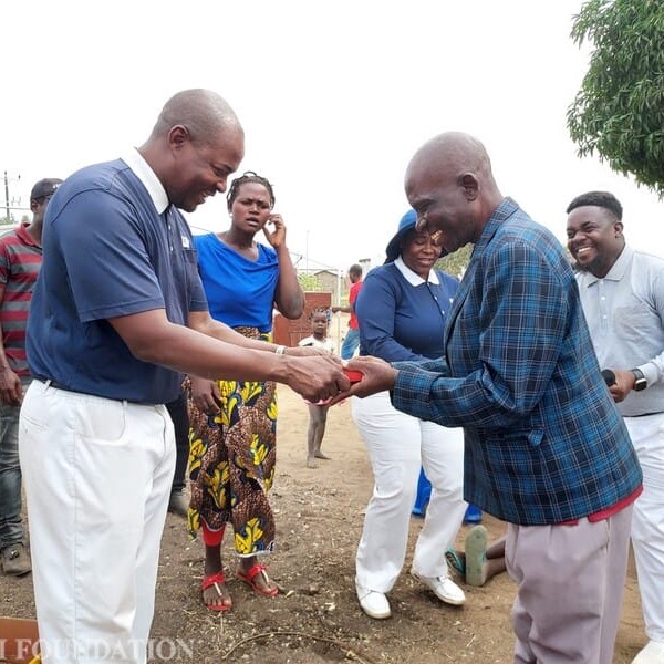 Engaged Buddhism: Tzu Chi Volunteers Hand Over New Homes for 171 Families in Mozambique thumbnail