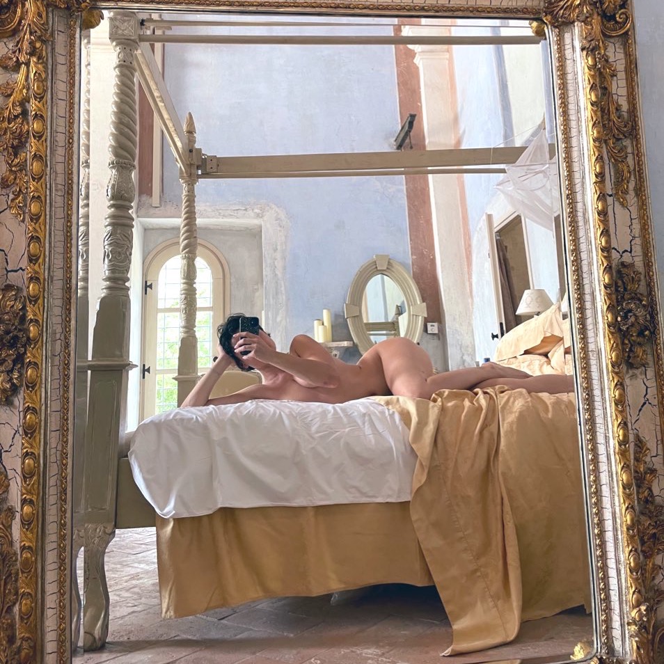 Fly me to you thumbnail