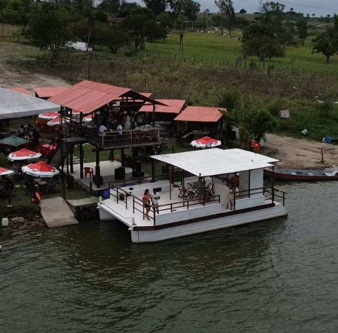 PASSEIO DE CATAMARÃ thumbnail