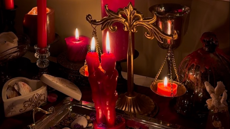 MINI Love Spell Grimoire thumbnail