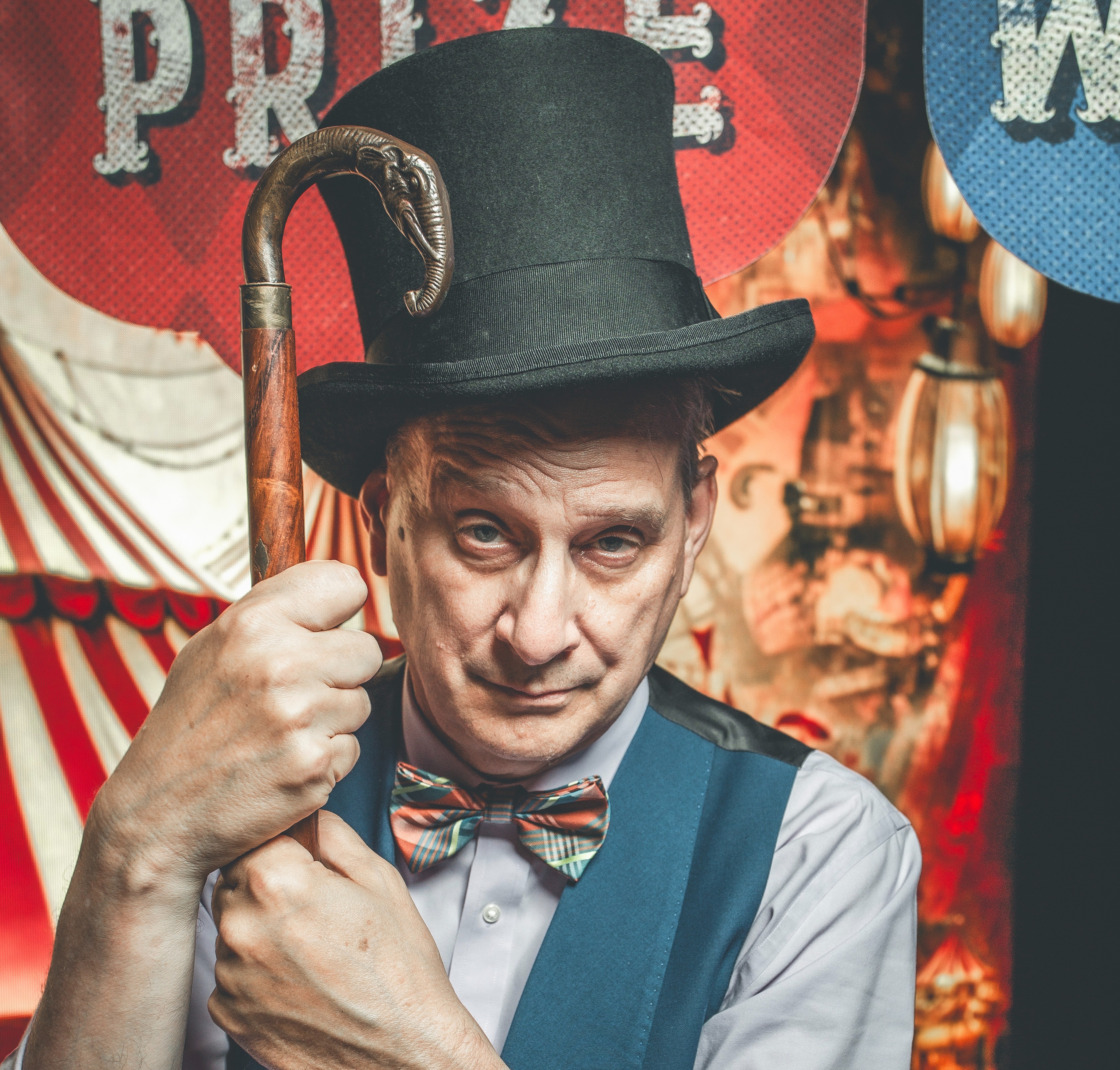 Meet David Williamson thumbnail