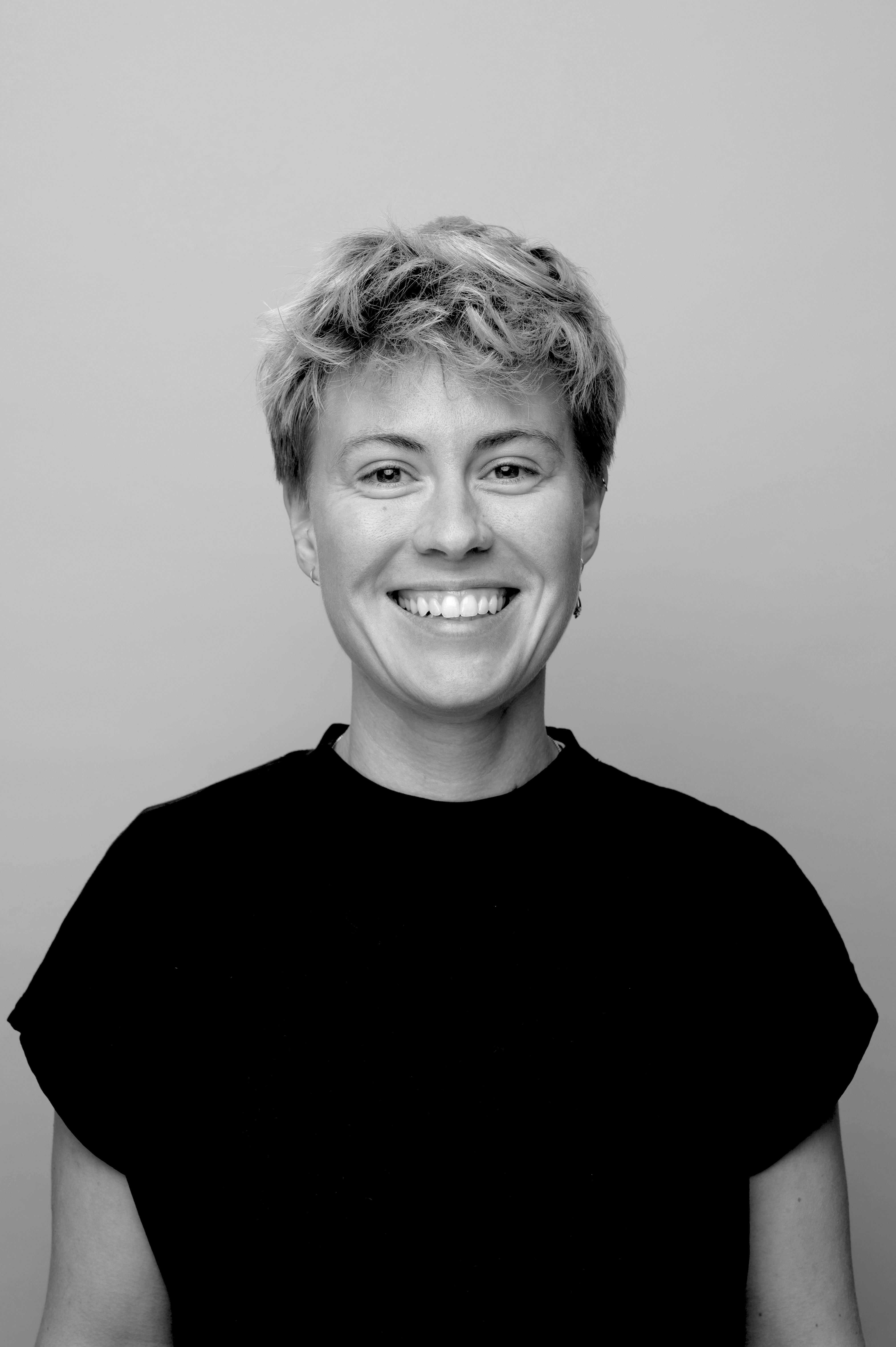 NICI WERTECKI — Bio Site