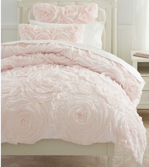 Monique Lhuillier Rosette Quilt / Shams thumbnail