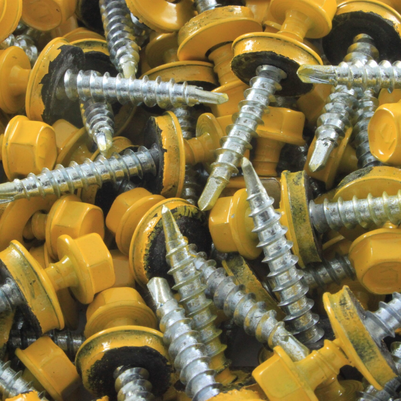 Саморез кровельный thumbnail