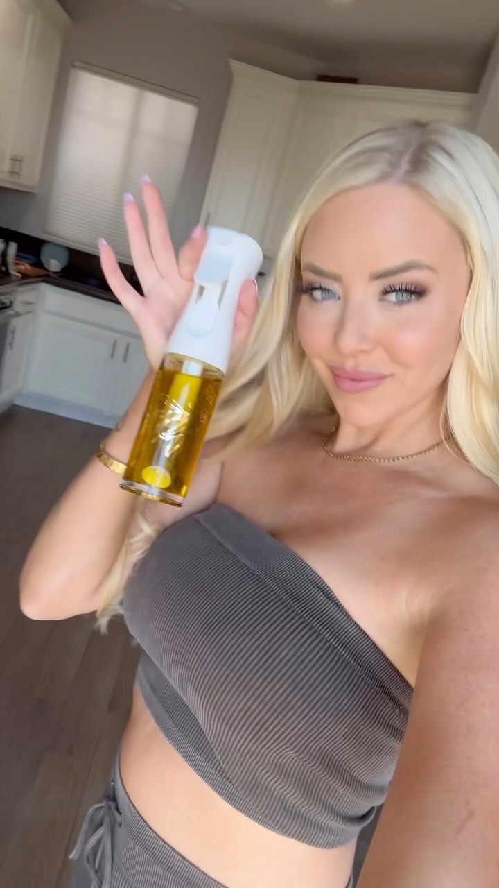 FLAIROSOL OLIVIA Oil Sprayer for Cooking 👩‍🍳 

- Precise Oil Control: Dutch patent spray head dispenses 1g of oil per pr