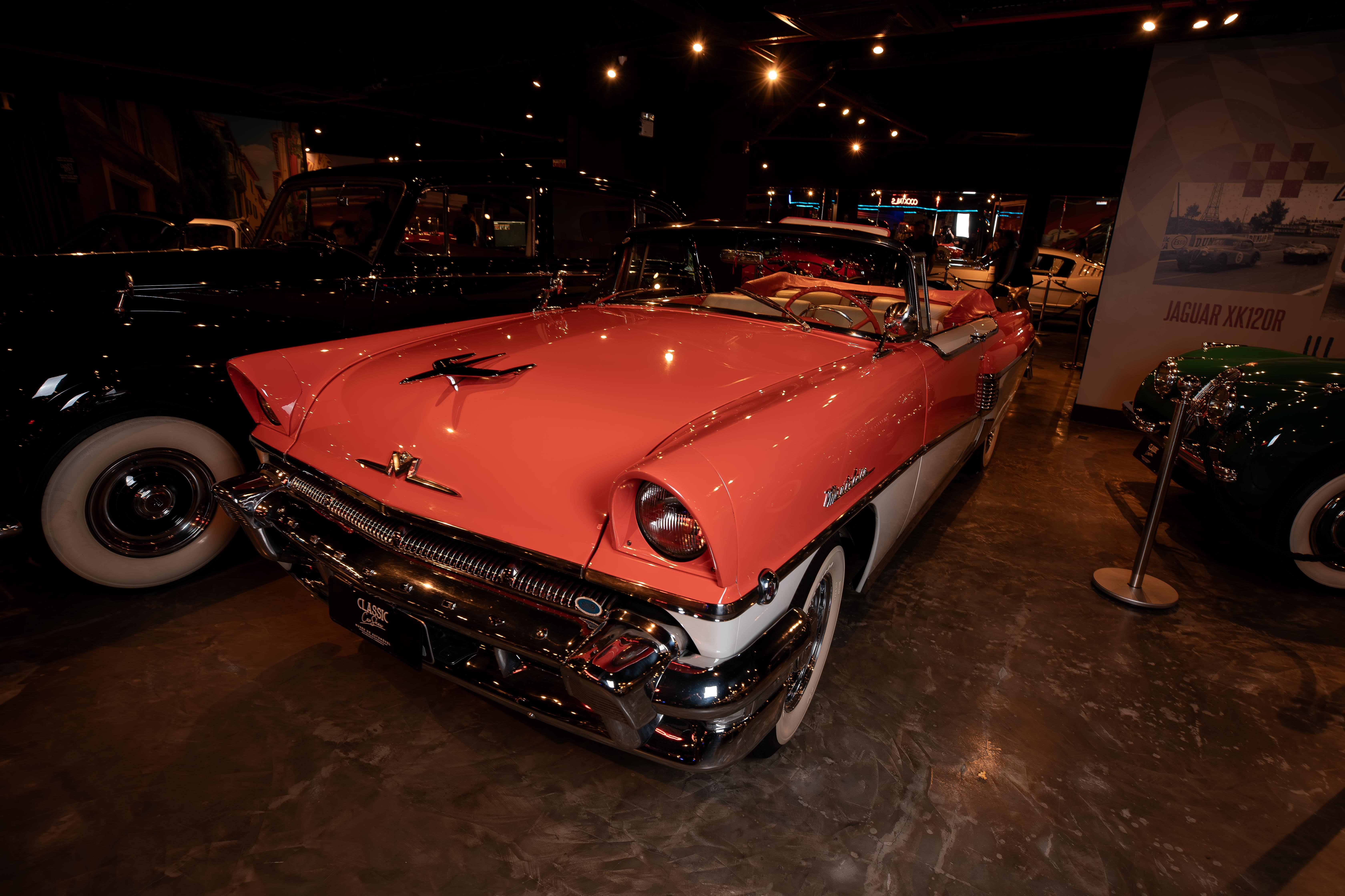 Museo de autos antiguos: CLASSIC CAR SHOW thumbnail