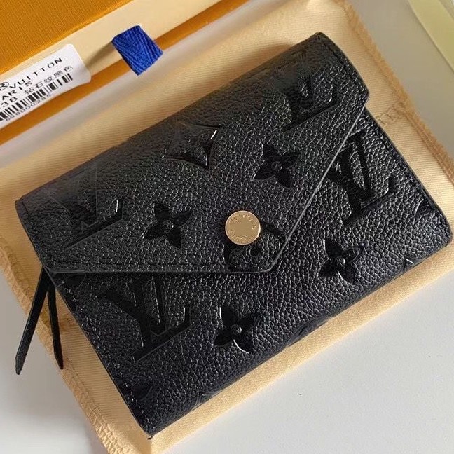LV wallet thumbnail