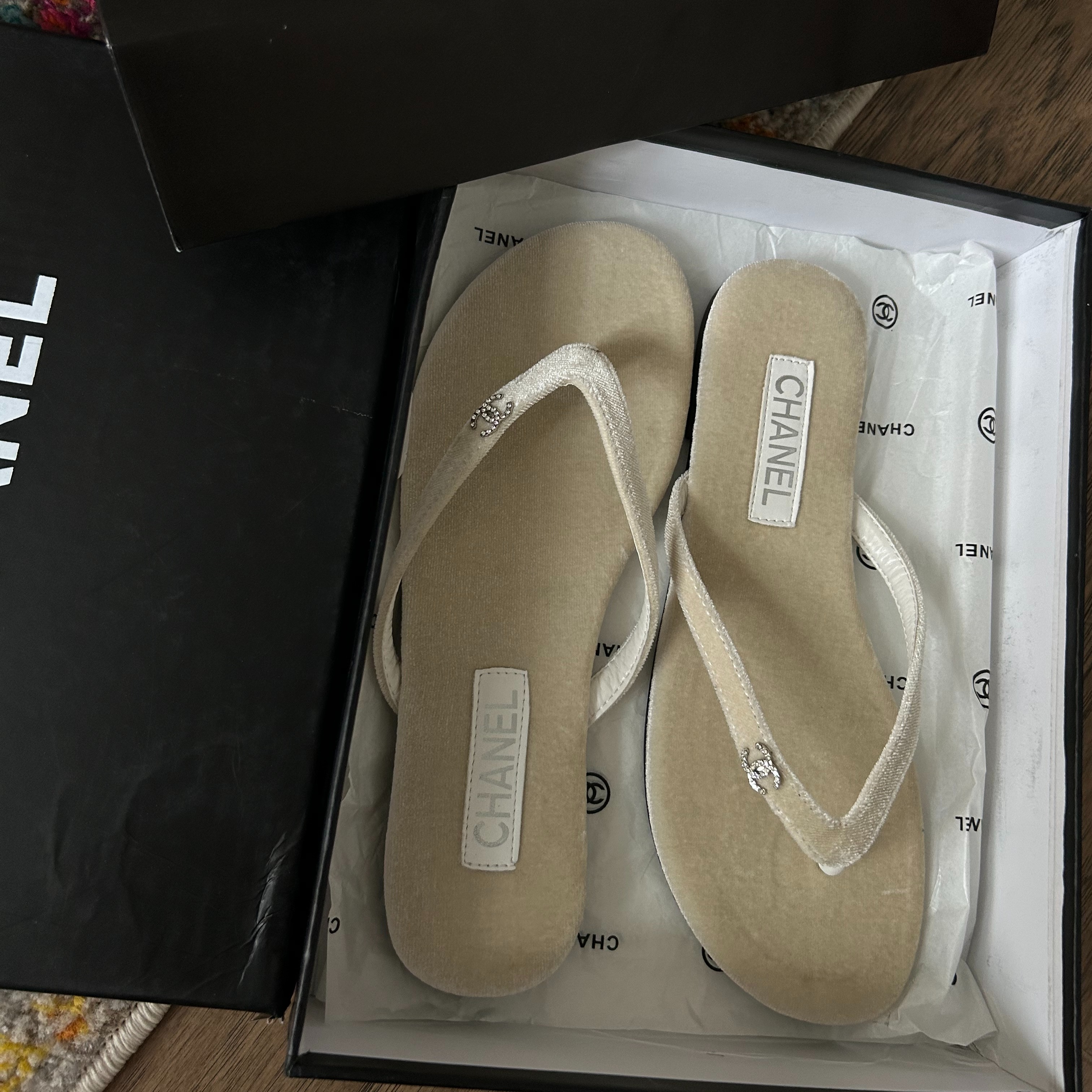 CC sandals thumbnail