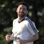 «Messi le dijo a Agüero: ‘Nos vemos el viernes en el entrenamiento'», contó el periodista Miquel Blázquez Font | Diario Con Vos thumbnail