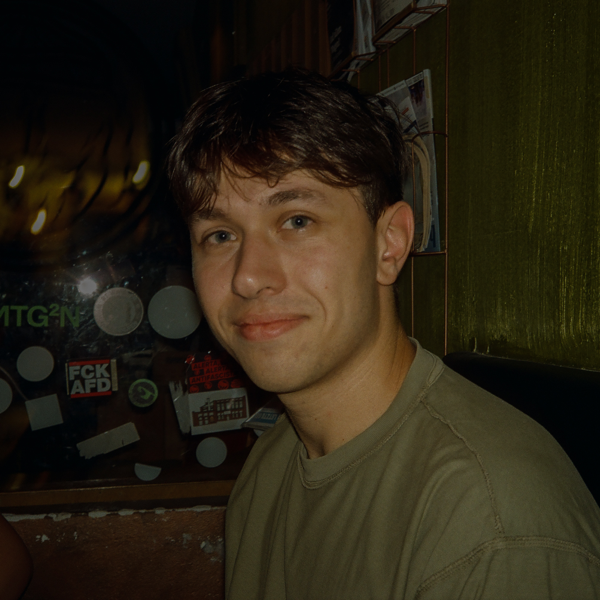 BioSite profile picture for @j