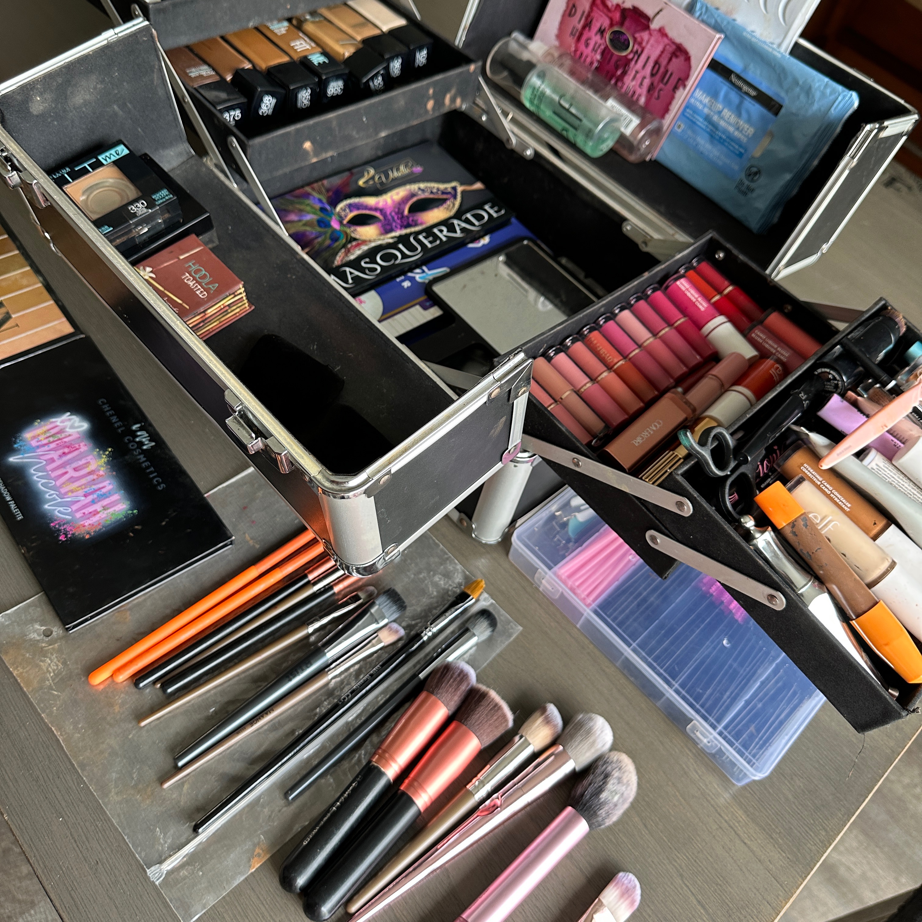 Book an appointment with me