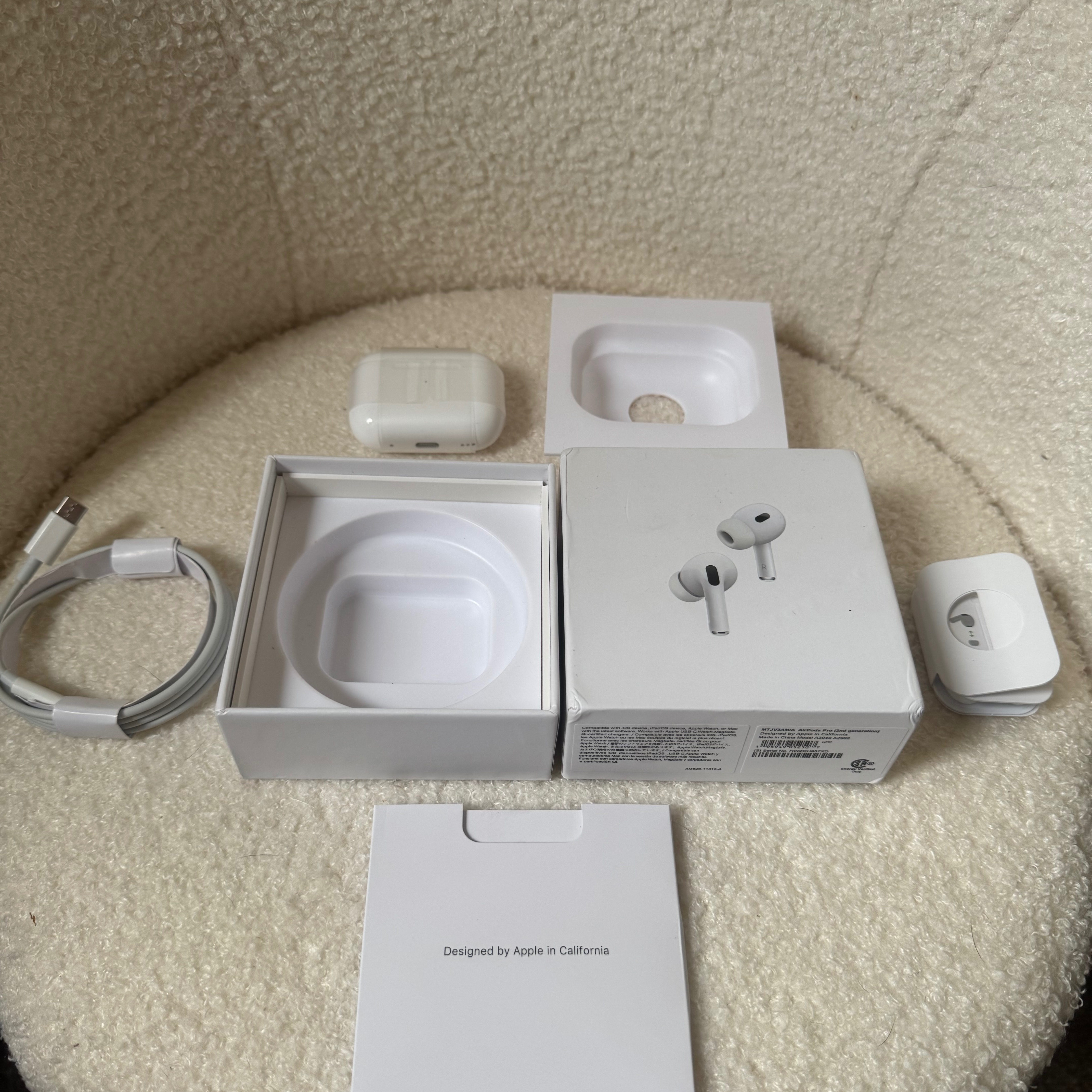 AIR POD PROS  thumbnail