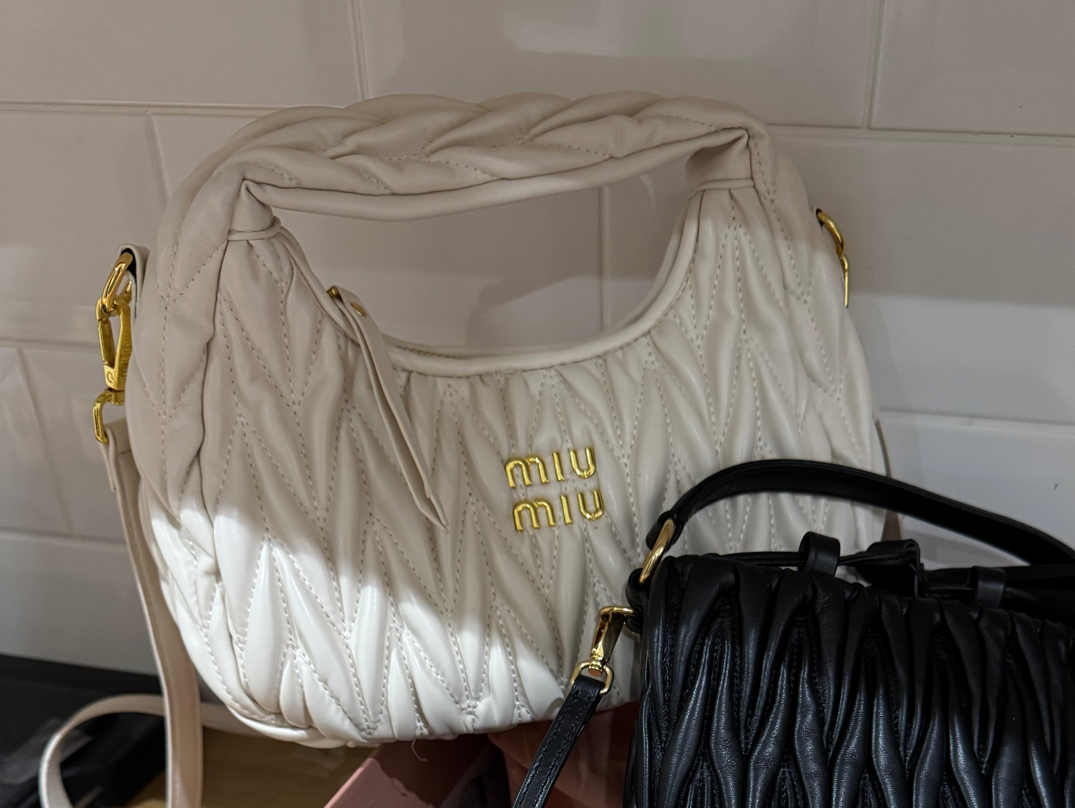 MIU MIU SHOULDER BAG  thumbnail