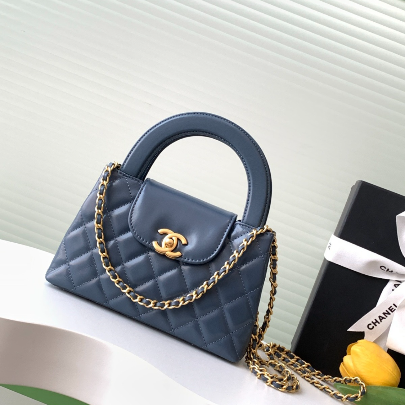 CHANEL CROSSBODY HIGHEST QUALITY  thumbnail