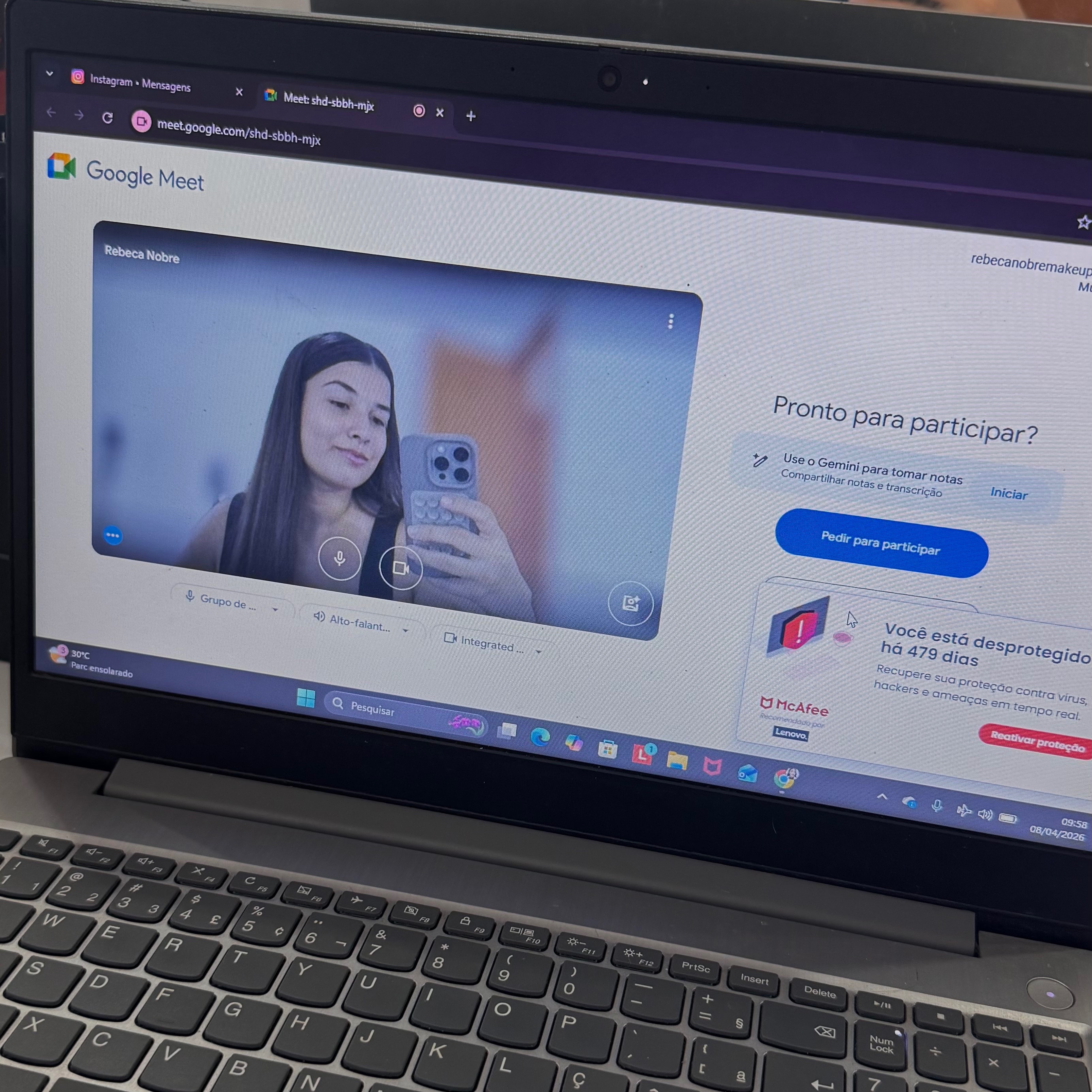 Aprenda um novo idioma e eleve ainda mais sua comunicação. Faça uma aula experimental sem custo e veja se esse método é pra você.✨ thumbnail