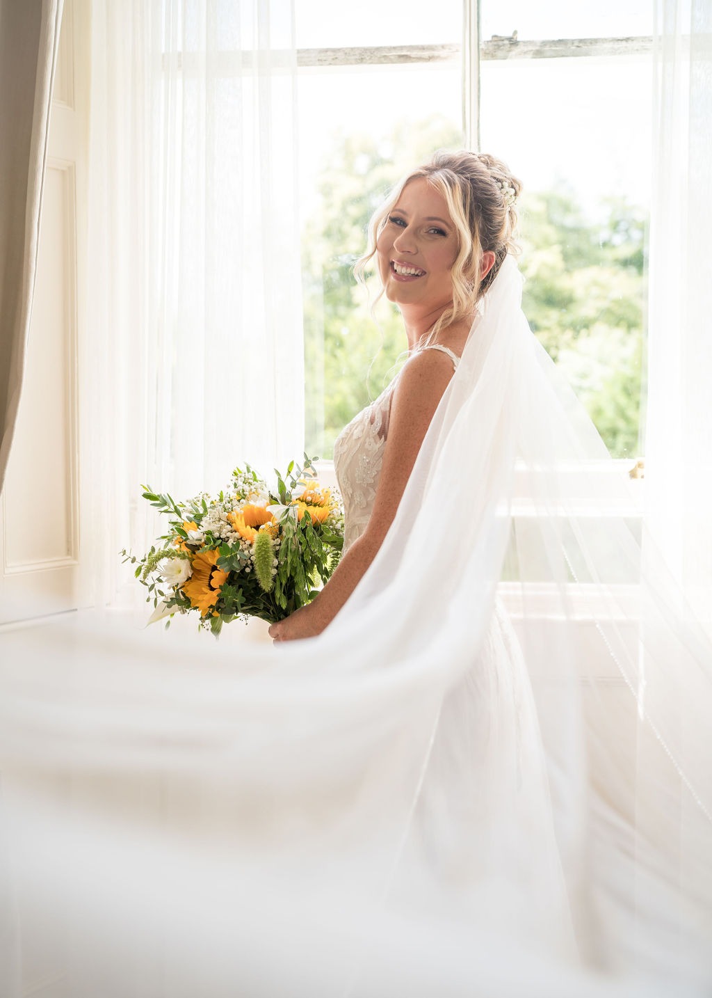 Professional Wedding Photography thumbnail