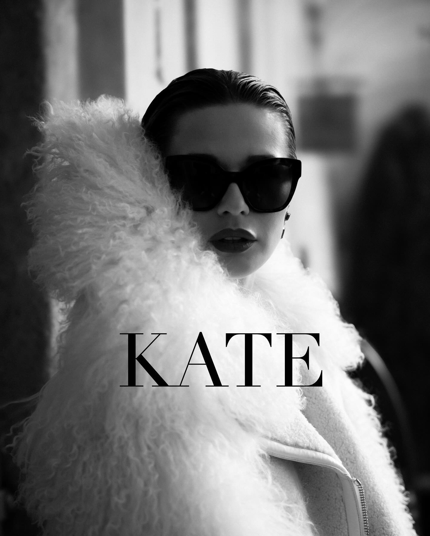 Model @kate____moon