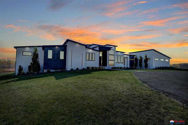 11633 Pioneers Blvd, Lincoln, NE thumbnail