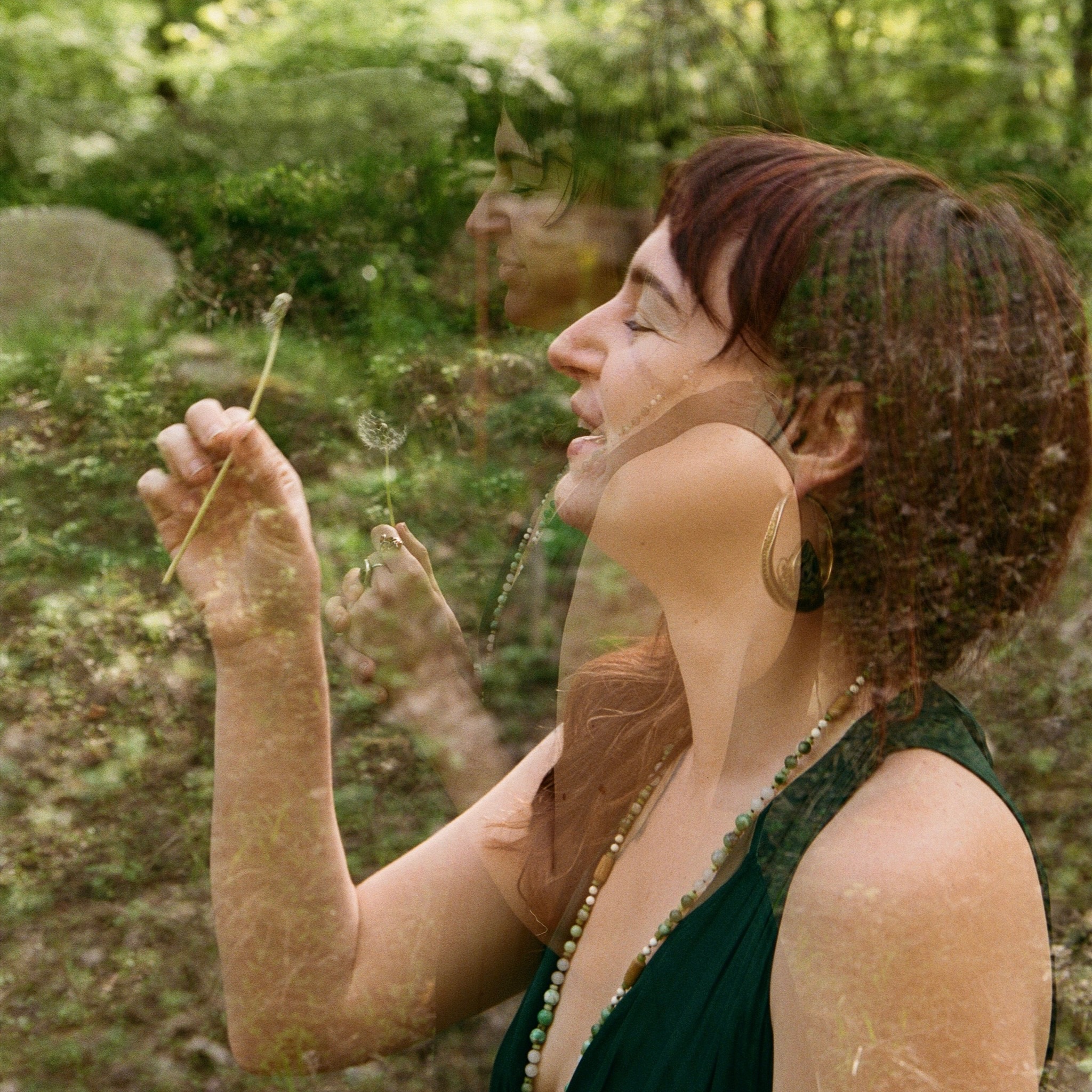 Book An Astrology Reading  thumbnail