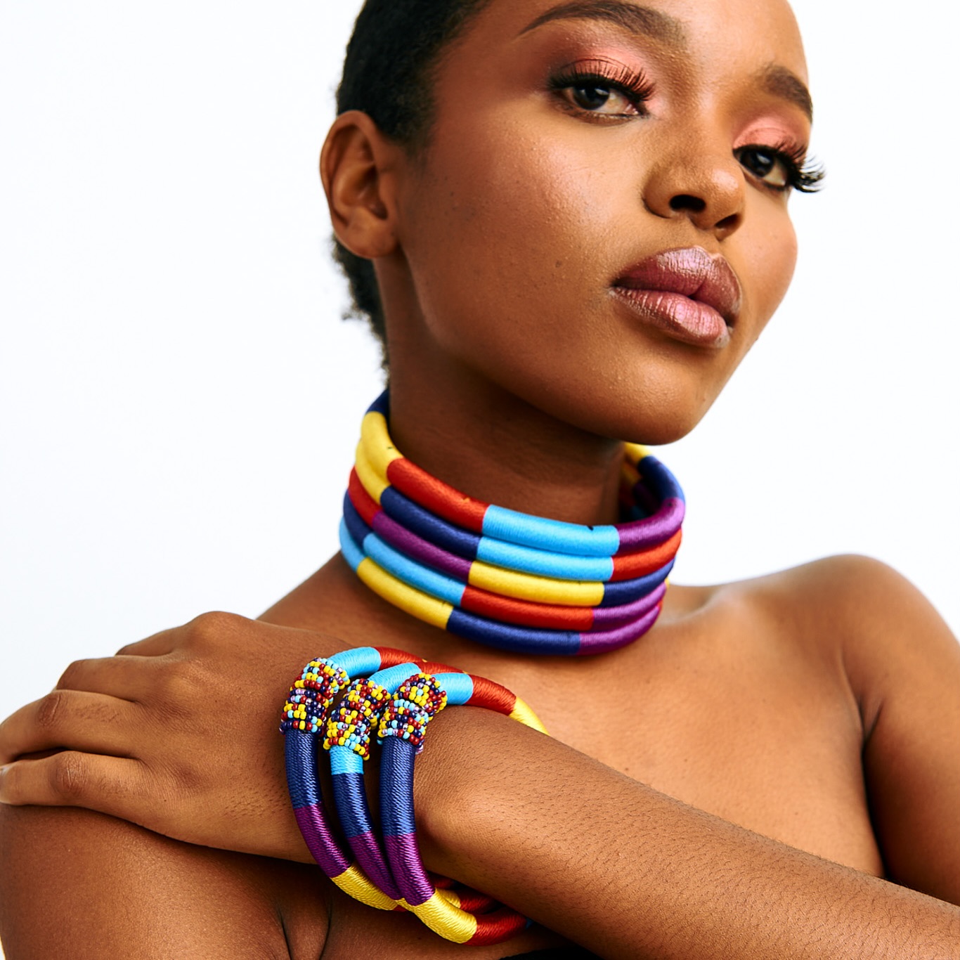 Add a pop of colour with @epicajewellery today!

Head to the #ArraiMarketplace to place your orders! Deliveries resume f