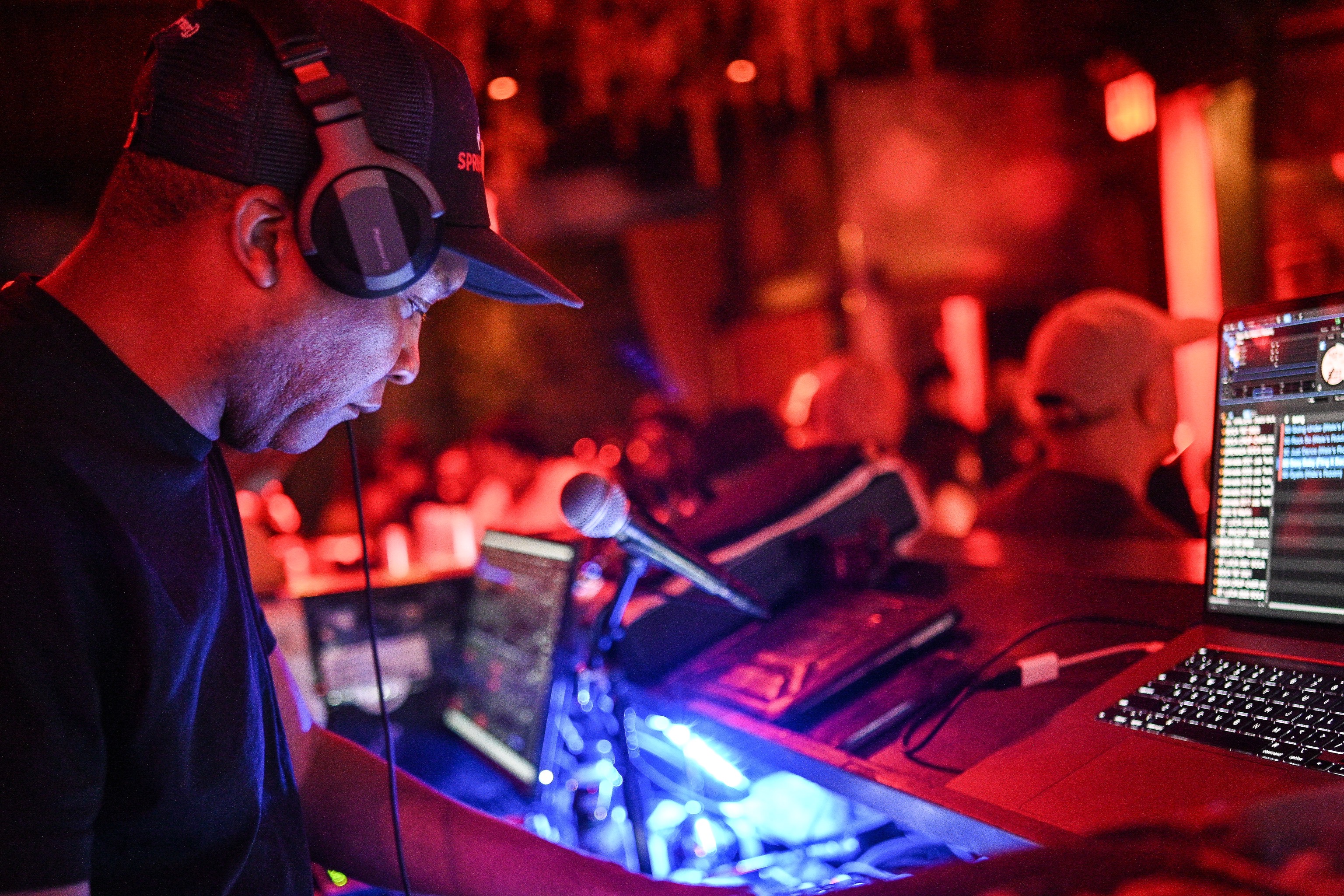 DJCommish.com thumbnail
