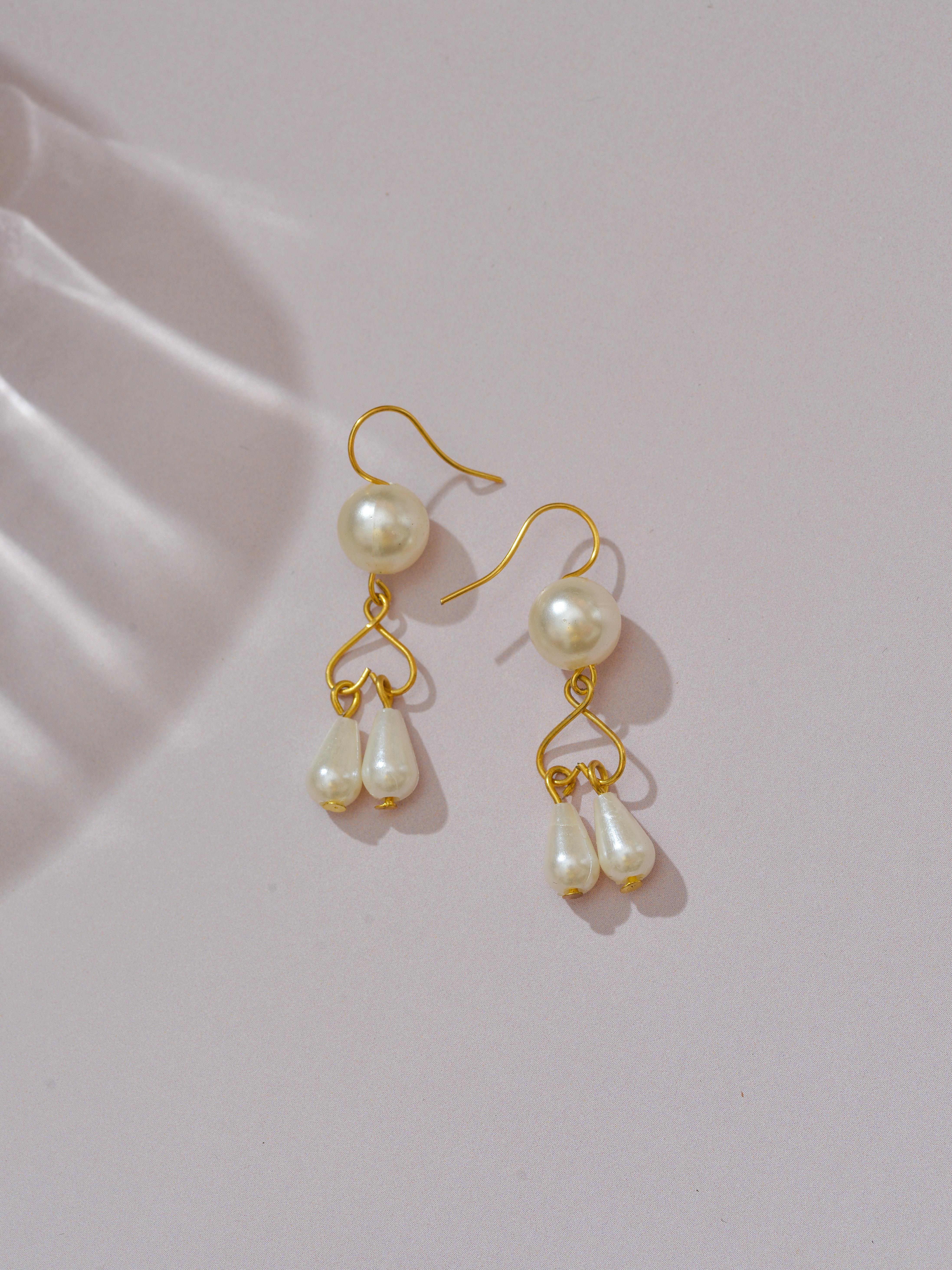 Palmier Earrings - 9 GRAMS. $968.60 thumbnail