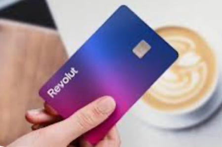 REVOLUT - cartão de débito internacional multimoedas: abra sua conta pelo link e gastando $100 no cartão em 30 dias você ganha $10 thumbnail