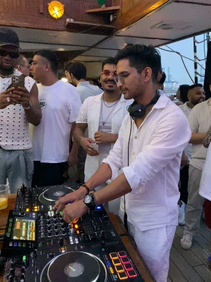 #127mix @dreamboat.parties @mostafizhn