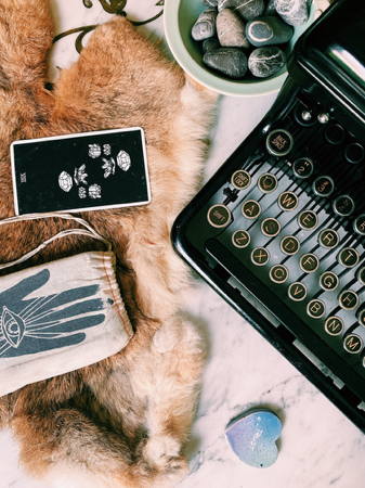 ✨ Tarot Readings ✨ thumbnail
