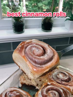 best cinnamon rolls ☕️🍁 #baking #fall #recipes #pinterest #cinnamonrolls #cinnamon #easyrecipes #falldesserts #dough #be