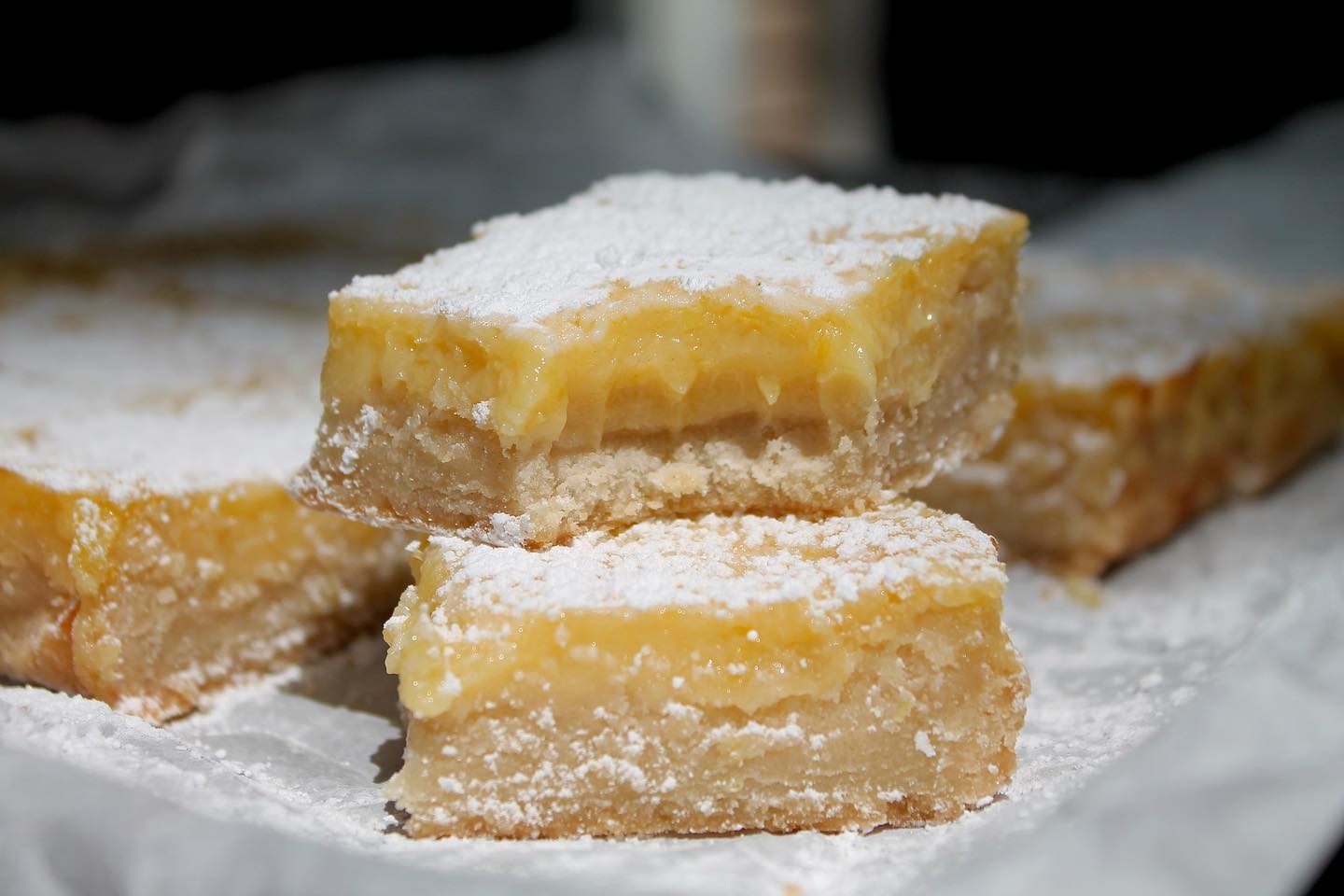 the most classic of lemon desserts will always be lemon bars 🍋