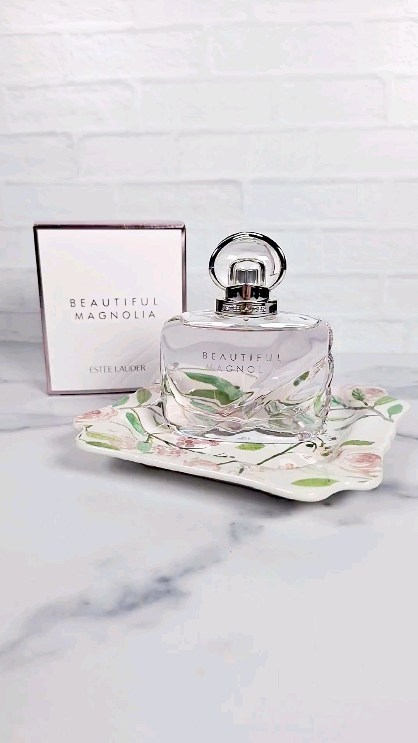 @esteelauder Beautiful Magnolia 🩷

#giftedbyestee #esteelauder #beautifulmagnolia #daretolove #communityxseen #fragrance