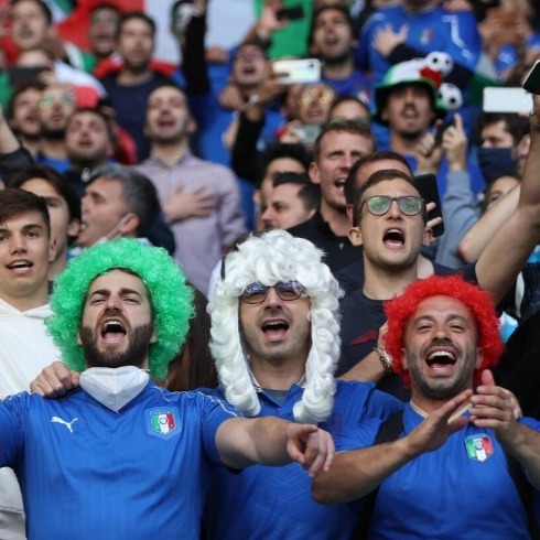 Un'intera generazione senza mondiale: i ragazzi che non potranno vivere il sogno azzurro thumbnail