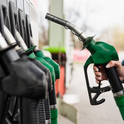 https://risparmio.tiscali.it/news/articoli/carburanti-taglio-accise-benzina-diesel-prezzi-pompa/ thumbnail