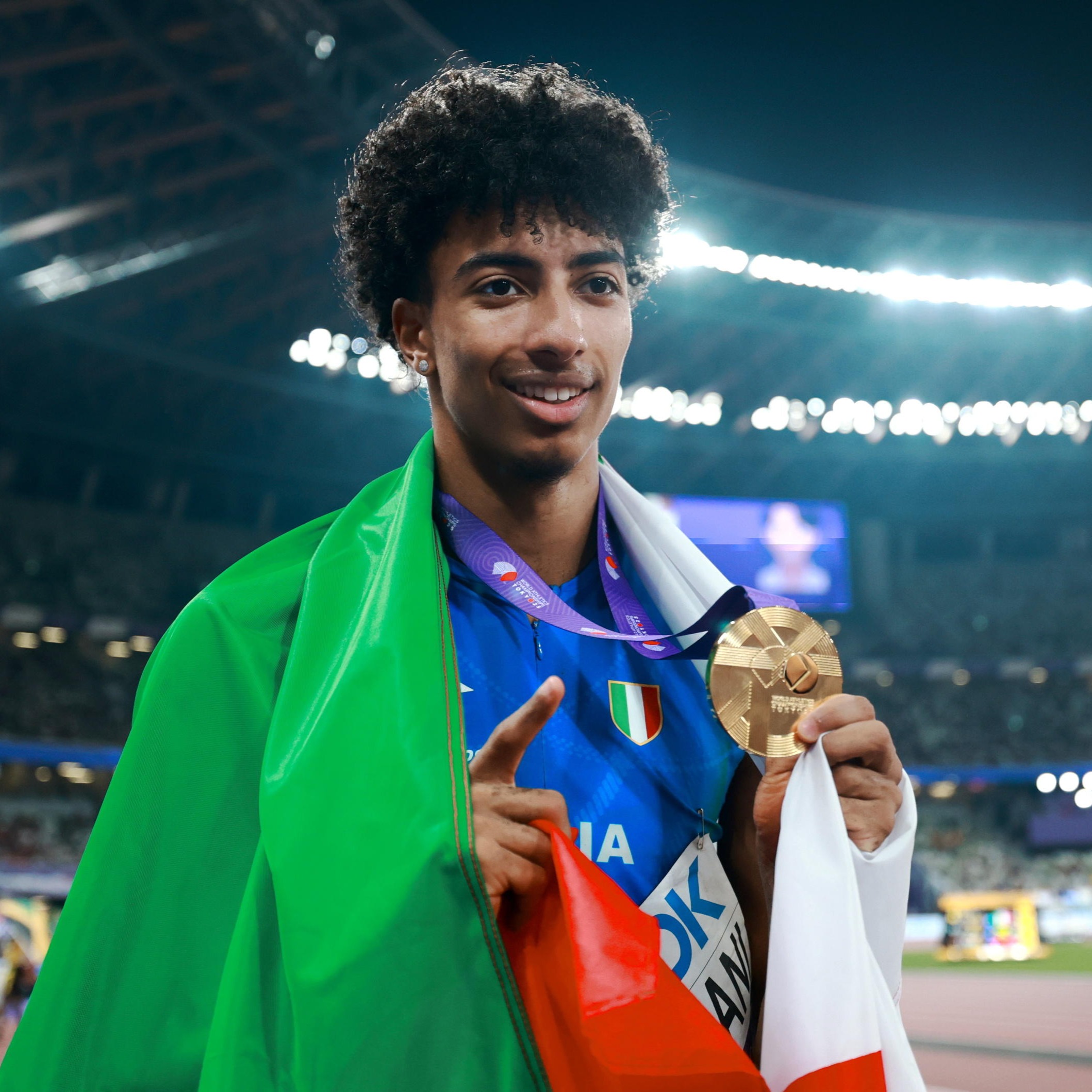 Chi è Mattia Furlani lo Spiderman dell'atletica mondiale: eroe della Generazione Z thumbnail
