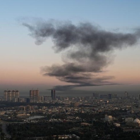 Dal modello Caracas al collasso del regime, ecco come e perché può finire la guerra. I cinque scenari thumbnail