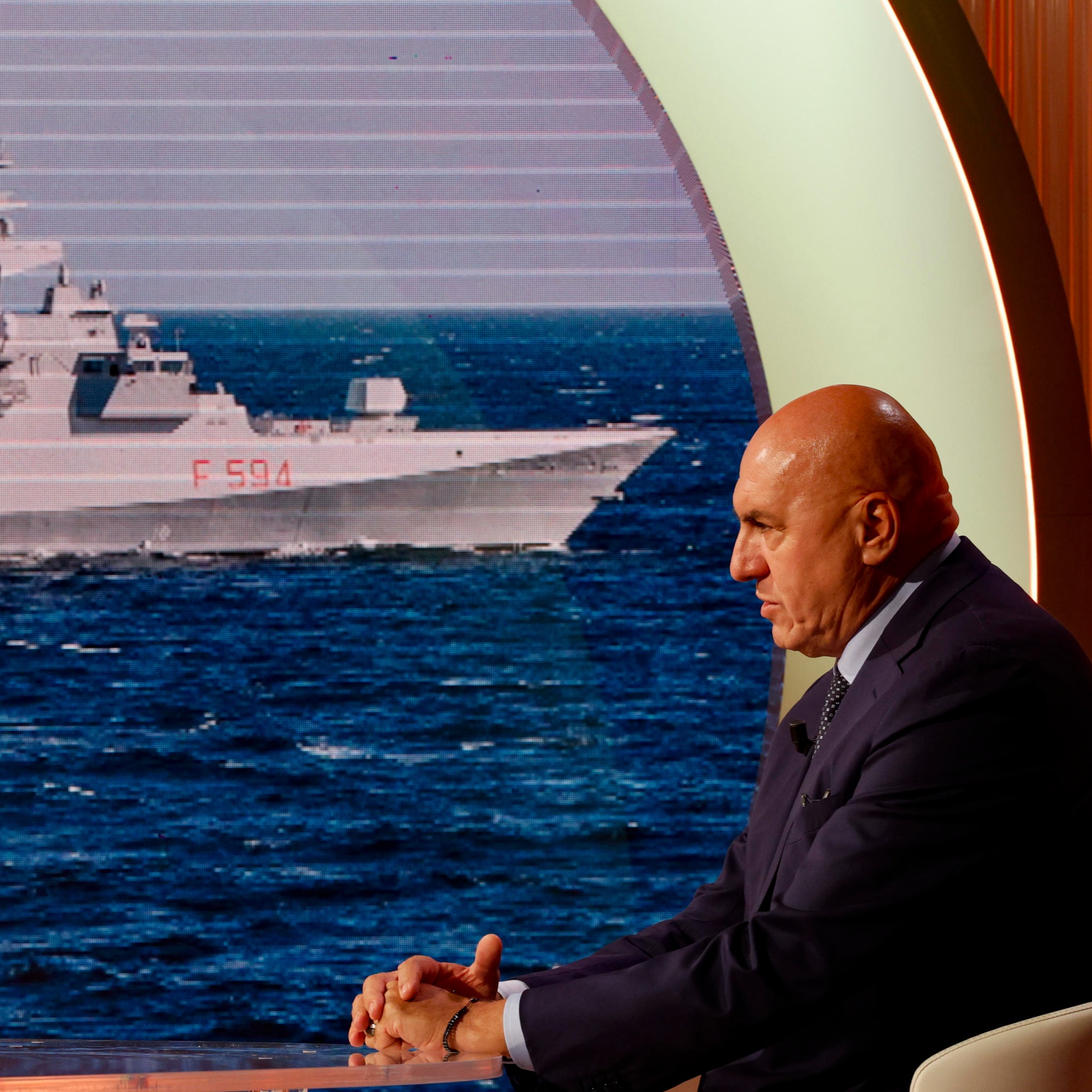 Il costo del riarmo: nel 2026 spesa militare su di 1 miliardo. Oltre i 23 previsti nel triennio thumbnail