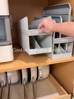 Organizing my Caraway Collection 👩🏼‍🍳🤍🕊️ #asmr #organizedhome #organized #satisfying #asmrsounds #gifted @Caraway Home 